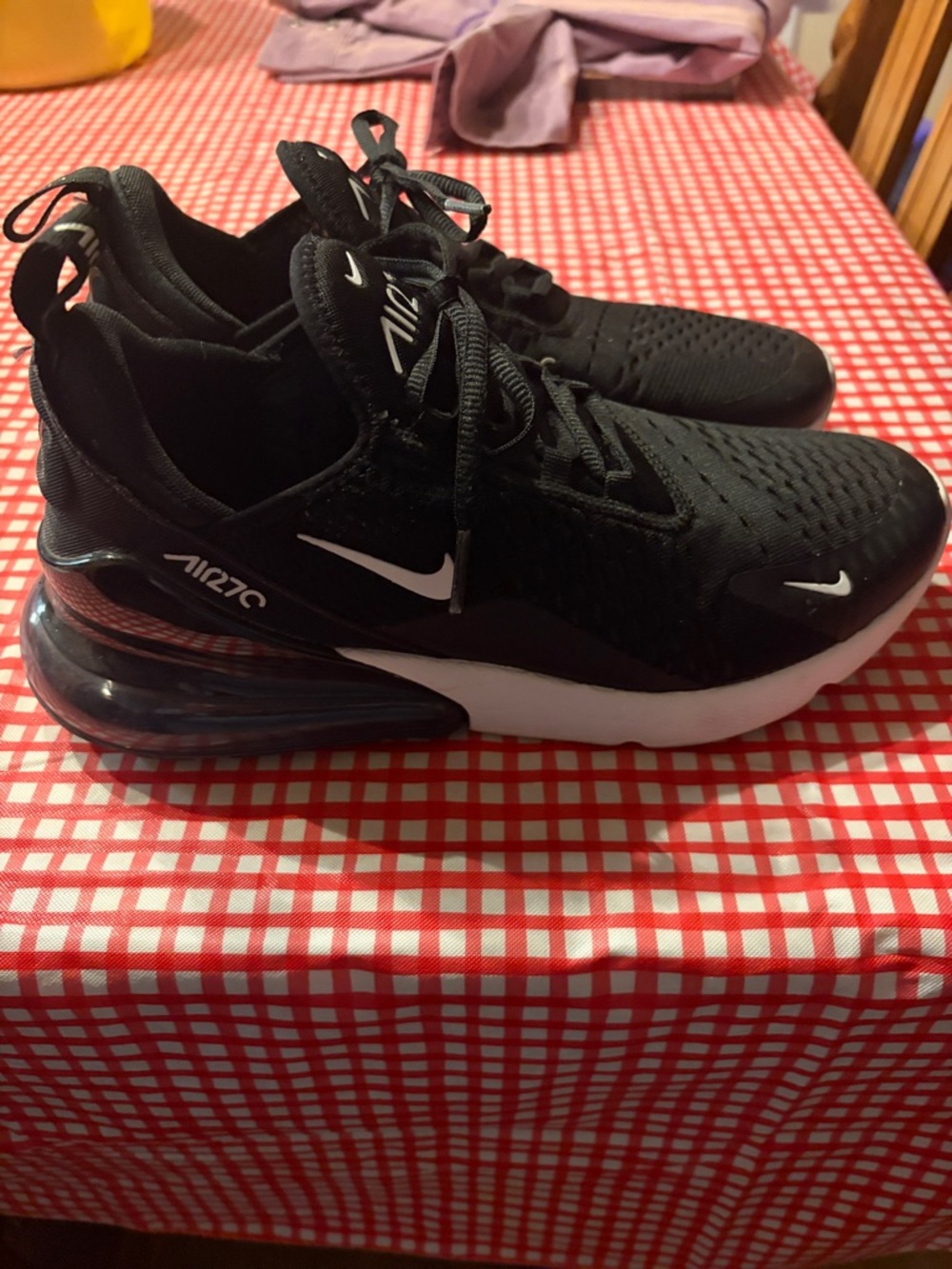 Women’s Nike Air Max 270 size 9.5